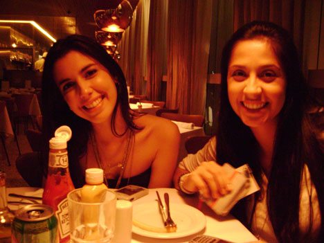 gatas no shopping
