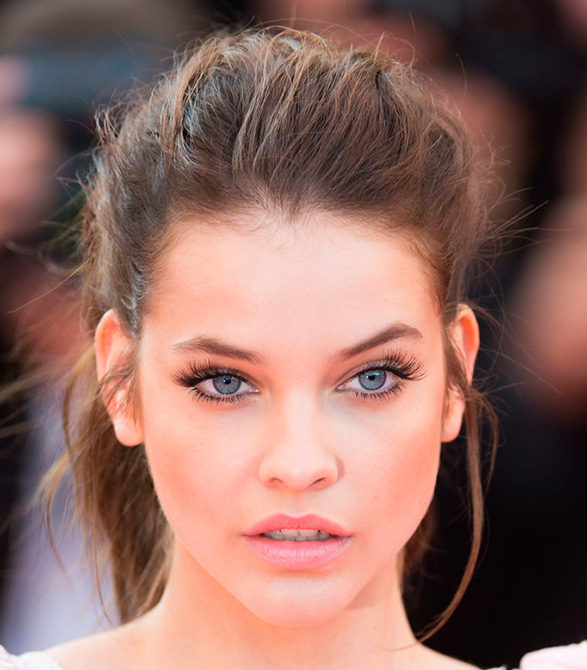 Julieta-premiere-Barbara-Palvin-fluttery-fringe-gave-us