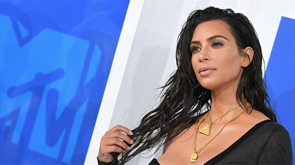 Kim-Kardashian-Hair2-2016-MTV-Video-Music-Awards