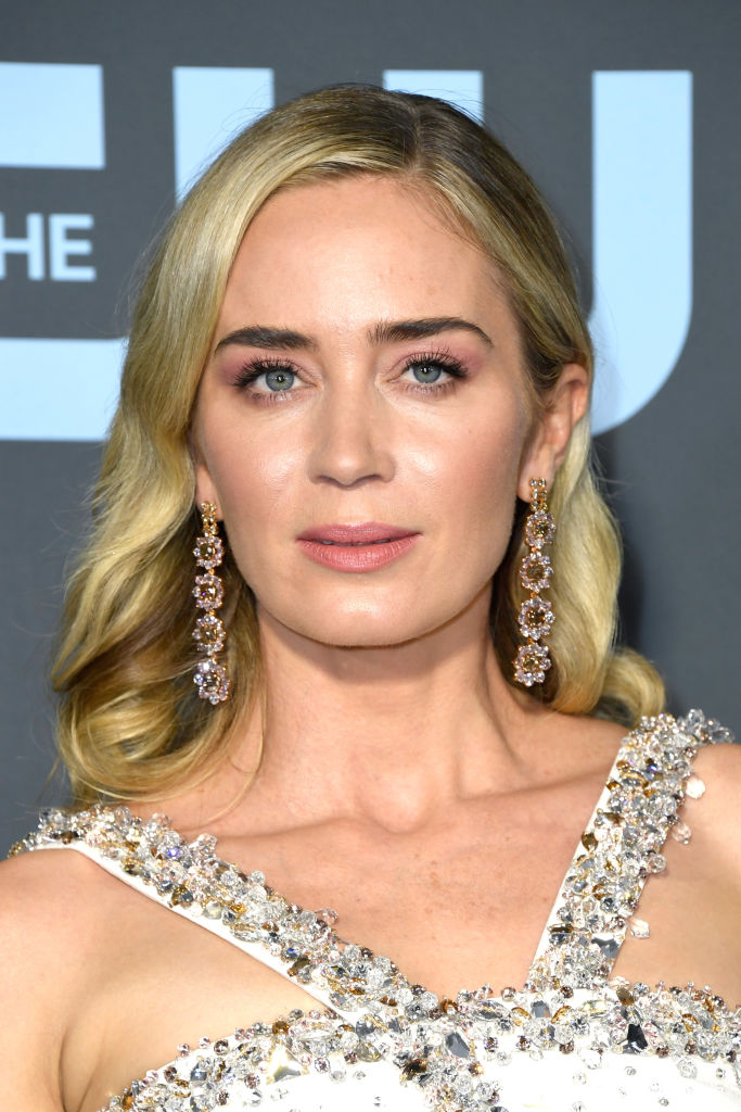 SANTA MONICA, CA - JANUARY 13:  Emily Blunt attends the 24th annual Critics' Choice Awards at Barker Hangar on January 13, 2019 in Santa Monica, California.  (Photo by Frazer Harrison/Getty Images)