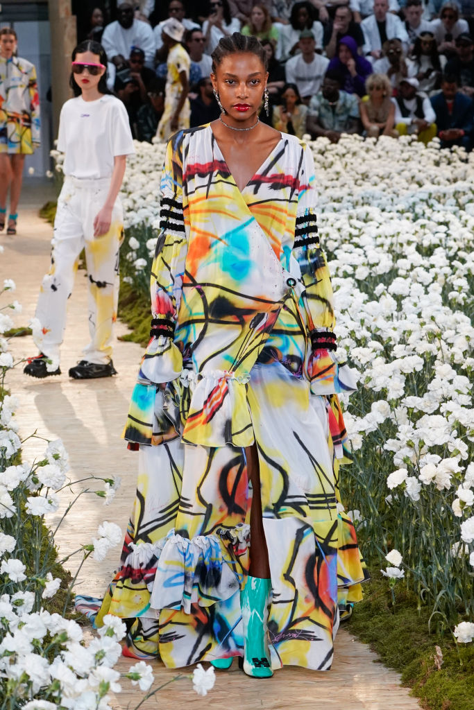 PARIS, FRANCE - JUNE 19: Karly Loyce walks the runway during the Off-White Menswear Spring Summer 2020 show as part of Paris Fashion Week on June 19, 2019 in Paris, France. (Photo by Peter White/Getty Images)